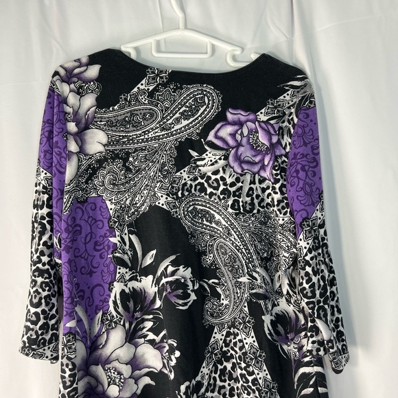 Karen Scott Purple and Black Floral Animal Print Blouse with 3/4 sleeve - Picture 9 of 9